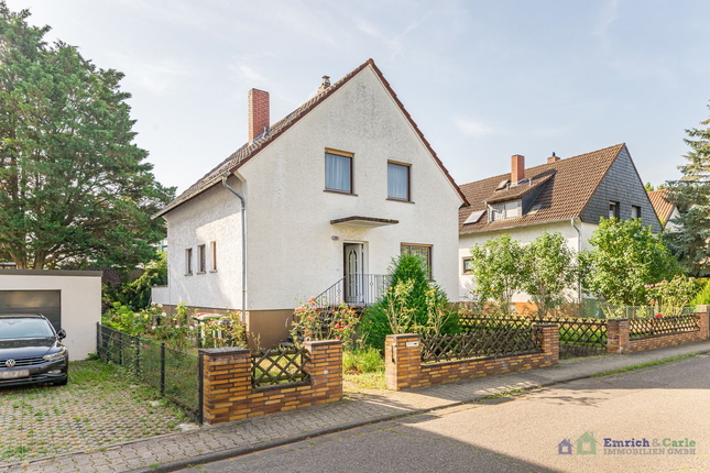 Bild: Hausansicht Straße