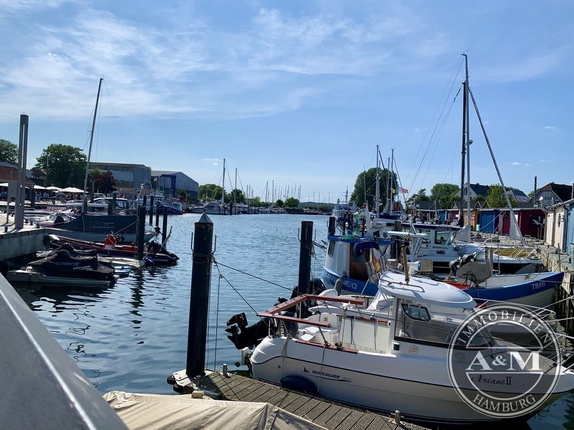 Bild: Hafen in Niendorf