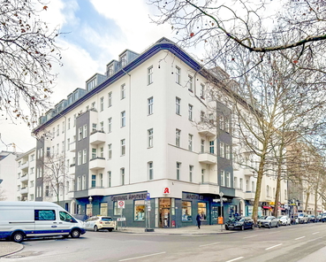 Wohn- und Geschäftshaus Wilmersdorfer Ecke Niebuhrstraße