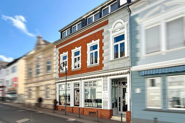 Bild: Wohnhaus mit Ladenfläche in der Innenstadt