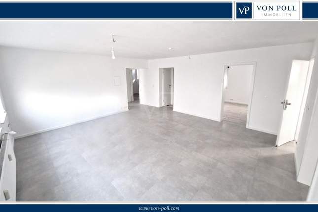 Bild: VON POLL IMMOBILIEN: sanierte 4-Zimmerwohnung in zentraler Lage