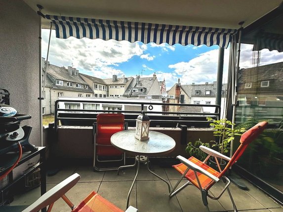 Bild: Loggia mit Ausblick