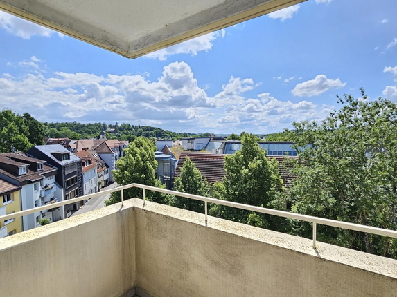 Bild: Balkon mit Weitsicht