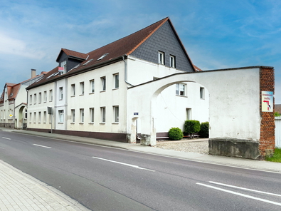 Hausansicht Straßenseite Kopie