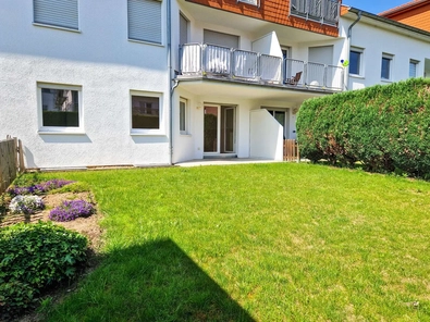 Wohnung mit Garten im Erdgesch