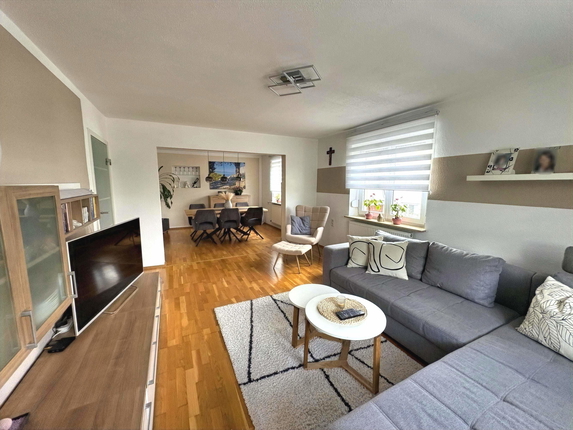 Bild: Wohn- und Esszimmer