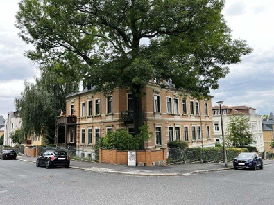 Mehrfamilienwohnhaus