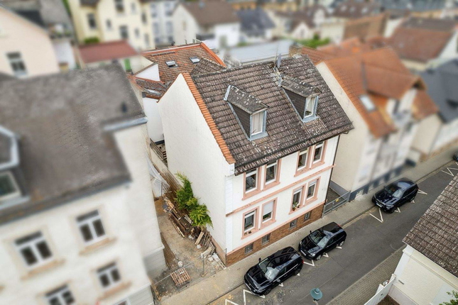 Bild: Luftbild Haus von seitlich vorne