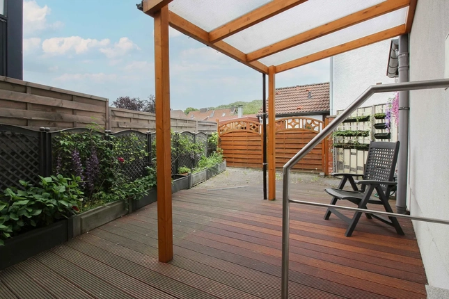 Bild: Terrasse (2)