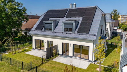 Blumenstr. 16a/b, Karlsfeld