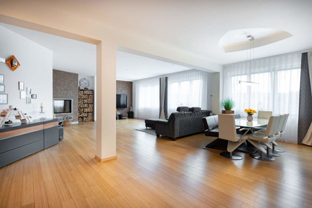 EG Wohnung 1 Wohnzimmer Bild 1