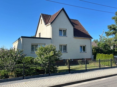 001 - Straßenansicht.jpg