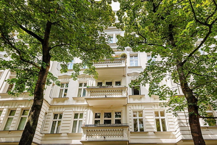 Straßenansicht