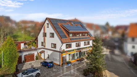 Wohn- und Geschäftshaus
