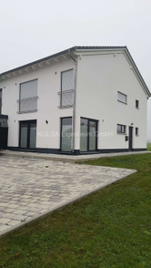 20241107 vorne seitlich