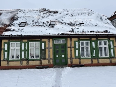 Hausansich