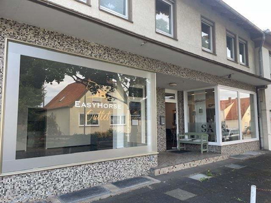 Außenansicht Wohn- und Geschäftshaus
