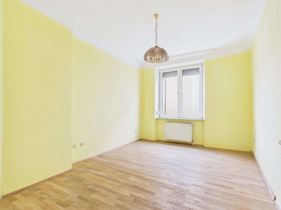Großes helles Wohnzimmer!