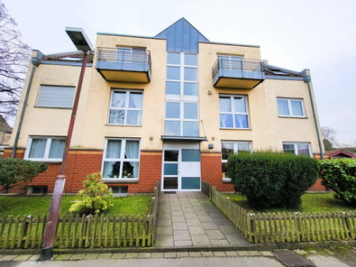 Hausfront.jpg