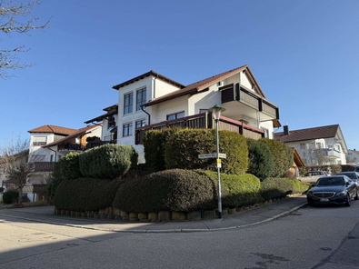 Außergewöhnliche 3,5 Zimmer-Dachgeschosswohnung