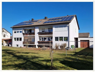 Stattl. Haus, große PV-Anlage