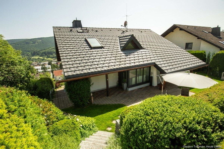 Garten und Hauseingang