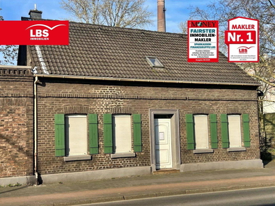 Straßenansicht