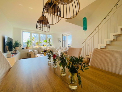 Blick ins Wohnzimmer