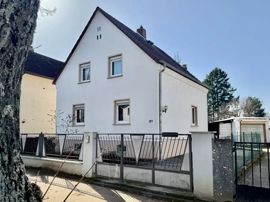Straßenansicht