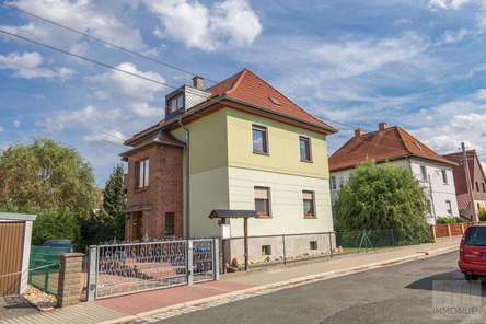 Außenansicht Straßenseite