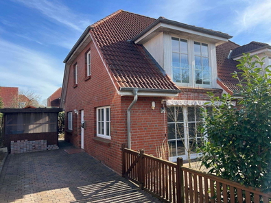 Ansicht Front Einfahrt Nordwest