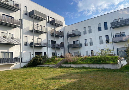 Eckwohnung mit Garten