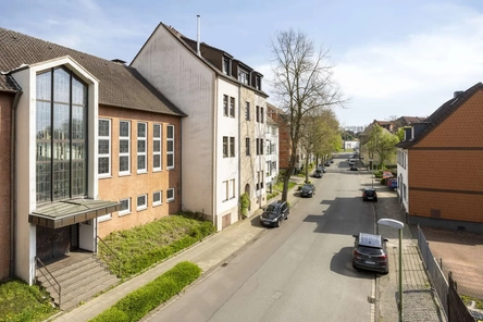 linke seitliche Front