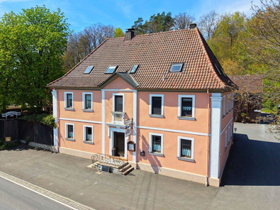 Außenansicht Haupthaus