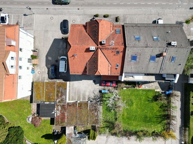 Drohne Grundstück mit Gebäude