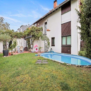 Garten mit Pool