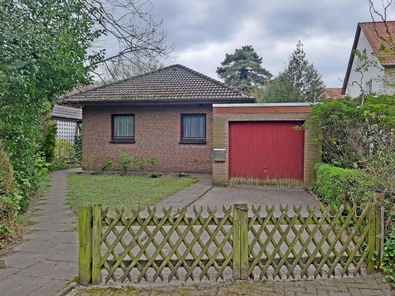 Vorderansicht (Straßenseite)