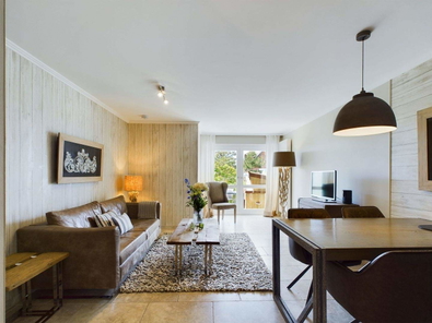 Apartment 15