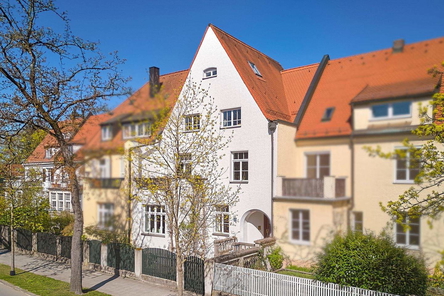 2001/02 saniertes Stadthaus