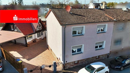 Vorderhaus und Hoffläche