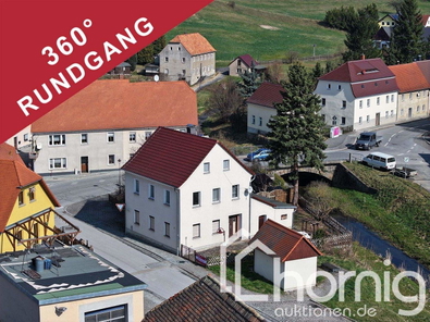 Blick auf das Einfamilienhaus