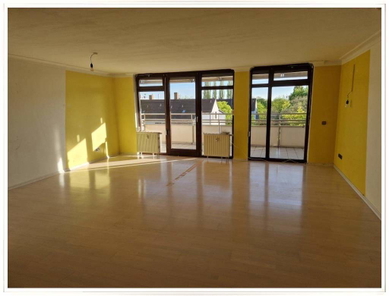Wohnzimmer mit 'satten' 40 m²