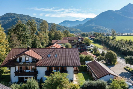 Gepflegtes Mehrfamilienhaus mit traditionellem Charakter