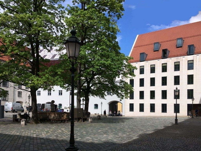 alter Hof