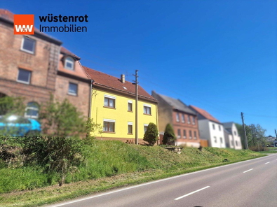 Straßenansicht