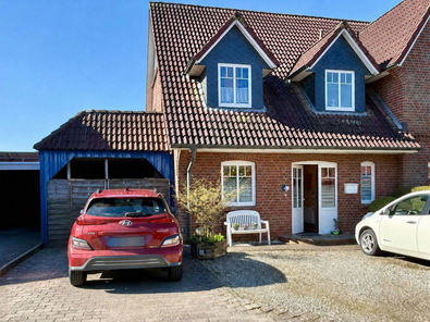 1. Hausansicht.jpg