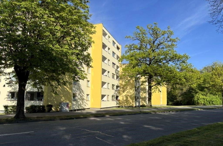 West-Ansicht, Strassenseite