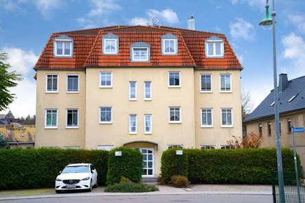 Außenansicht Eingang Straßenseite