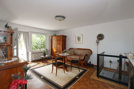 Wohnzimmer (obere Ebene)