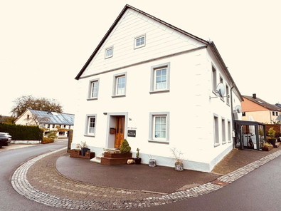 4. Hausansicht